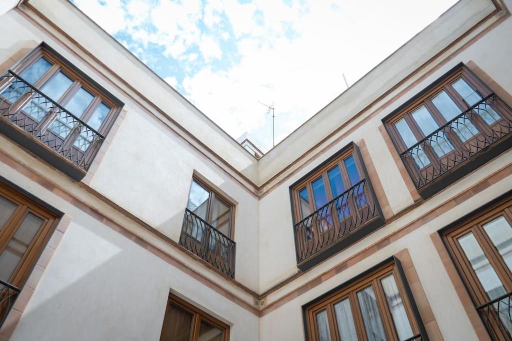 Apartamento Nuevo Junto A La Catedral De Sevilla Екстер'єр фото