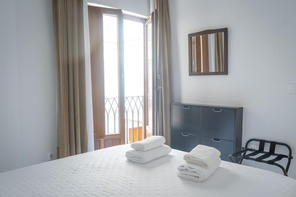 Apartamento Nuevo Junto A La Catedral De Sevilla Екстер'єр фото